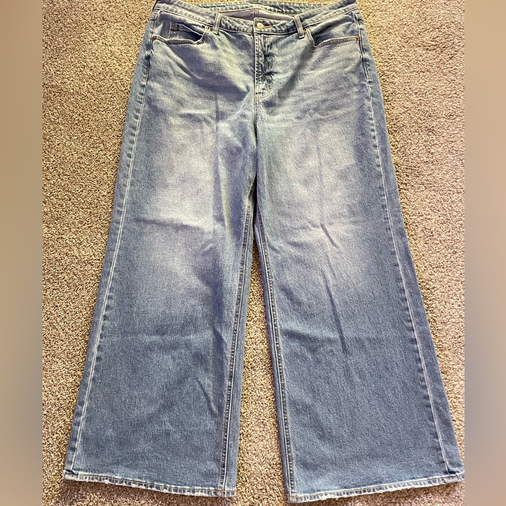 High waist wide leg Old Navy jeans